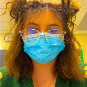 Meet your Posher, Jolie